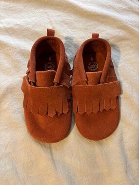 wonder nation Rust Fringe Moccasin Shoes for Kids
